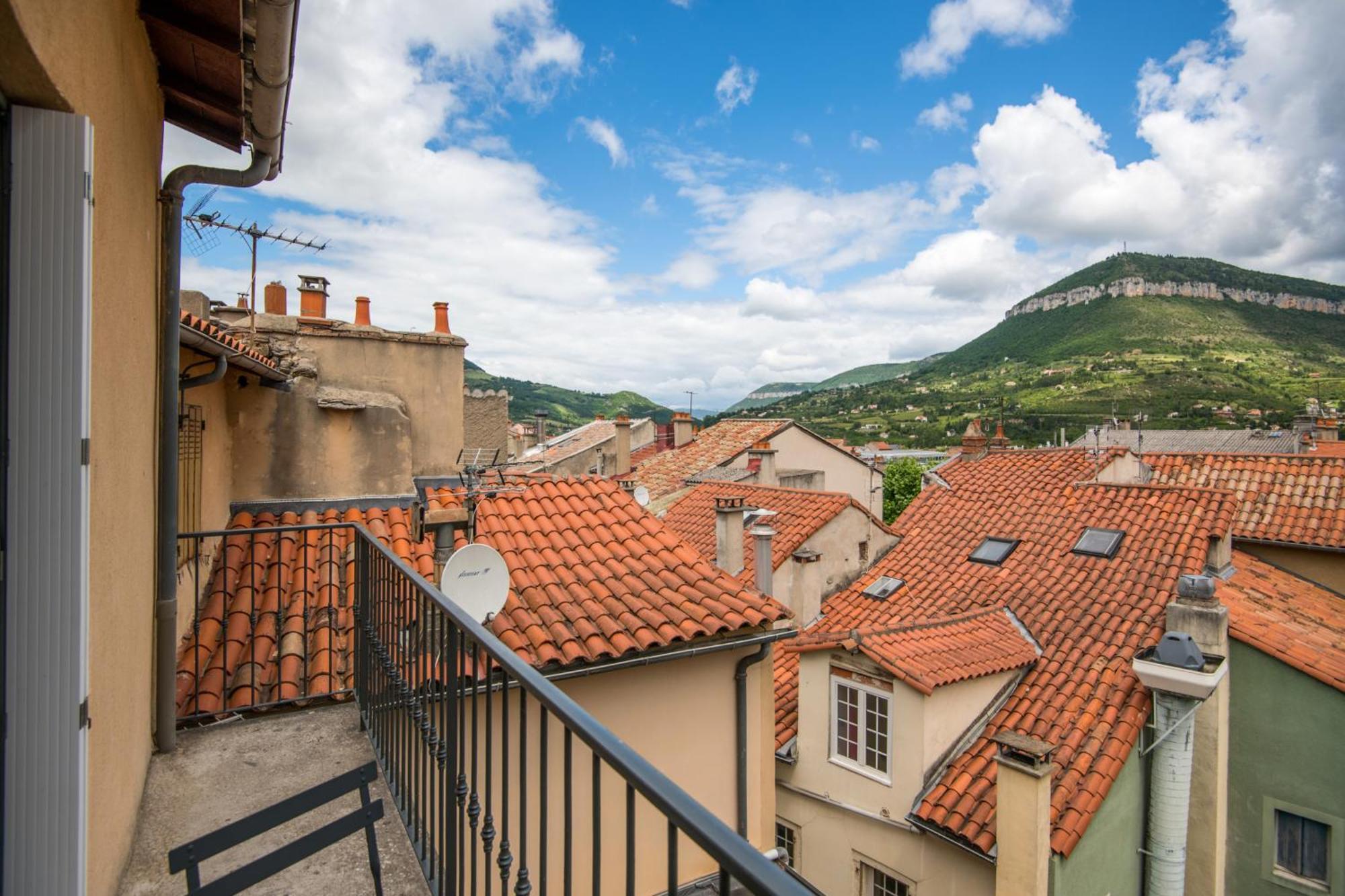 Panoramique Balcon Wifi Centre-Ville Мийо Екстериор снимка